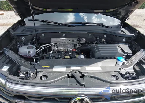 2024 Volkswagen Atlas Cross Sport 2.0T Sel R-Line from USA, damaged, VIN 1V2AE2CA6RC251895